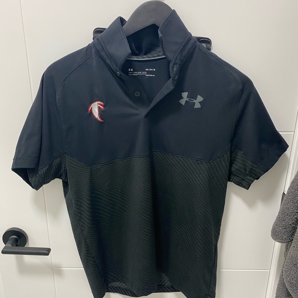 UNDER Armour Falcon Crested Logo Golf Polo (men’s medium)
